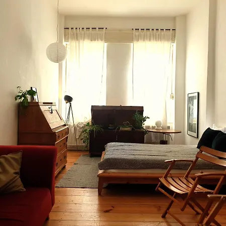 Apartment 2 In Center Friedrichshain