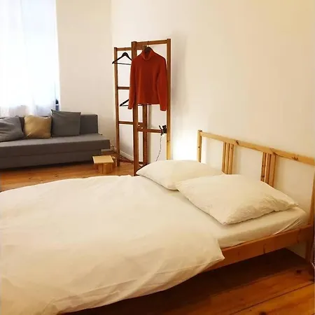 2 In Center Friedrichshain